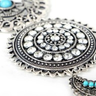 Collar Bohemio con detalles de hojas 