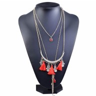 Maxi Collar Boho Con Borlas Rojas