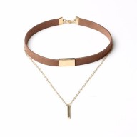 Choker Cuero Gamuza con Cadenita dorada 