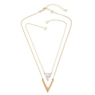 Collar V en 2 piezas con imitación marmol