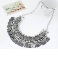 Collar plateado bohemio