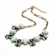 Collar dorado con piedras Celeste y Lila