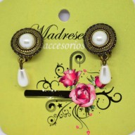 Aro color bronce con perlas y gota blanca