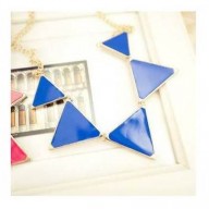 Collar Triangular Azul