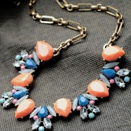 Collar dorado con piedras Naranja y Turqueza