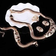 Conjunto 4 piezas Dorado