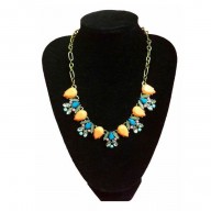 Collar dorado con piedras Naranja y Turqueza